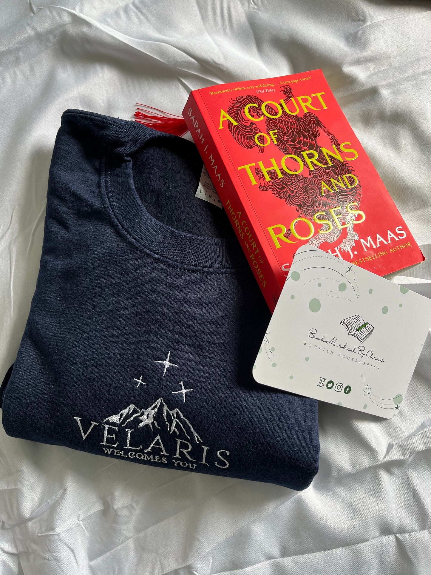 Velaris// ACOTAR
